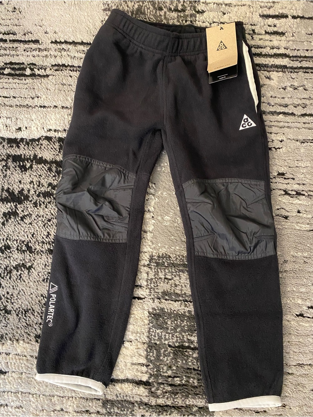 New Youth Boy’s Nike ACG Polartec Wolf Tree Fleece Pants Size 7 Large 6-7 Yrs